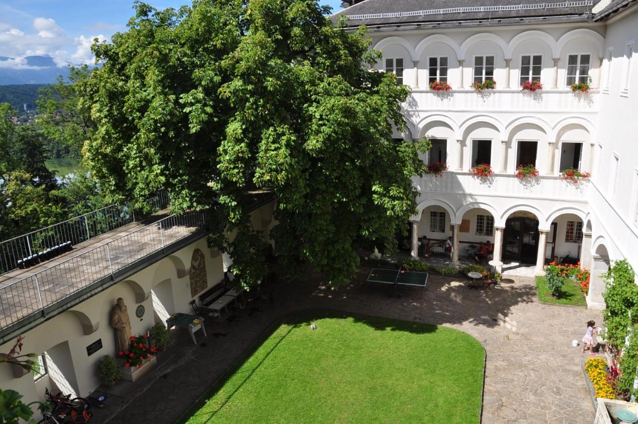 Kloster Wernberg Hotel Exterior photo